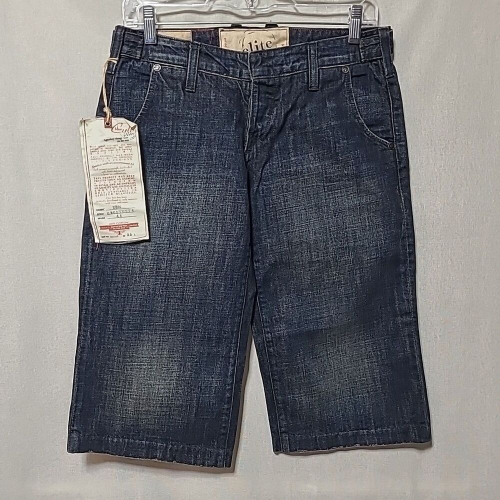 NWT Blue Cult Elite Bermuda Shorts Womens Size 25 Dark Wash Cotton